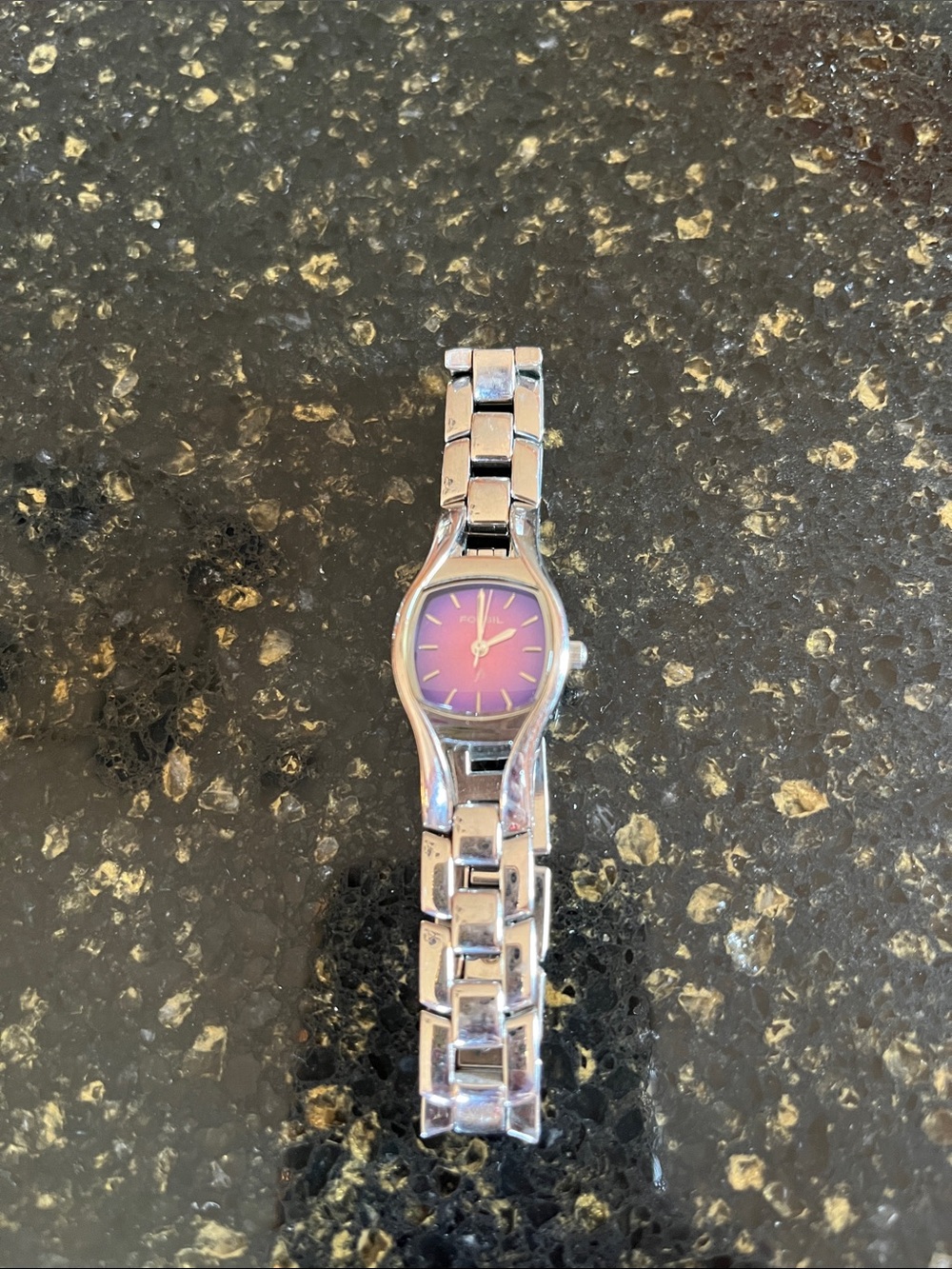 Fossil Stainless Steel Bracelet watch with ombré Purple gradient Dial